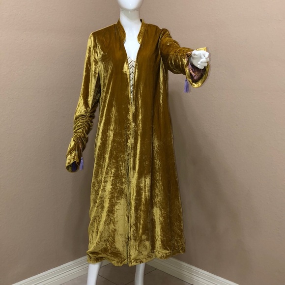 Dhalia Velvet Duster Coat Gold 